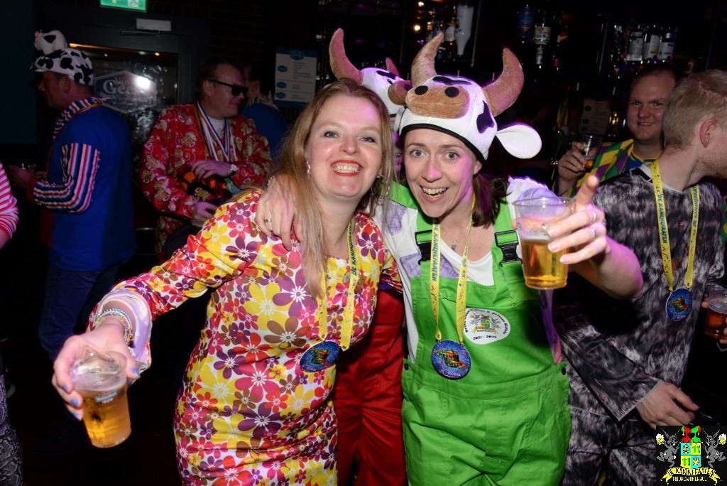../Images/Carnavals maandagavond in VdG 354.jpg